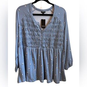 torrid Dusty Blue Floral Smocked Henley Tunic